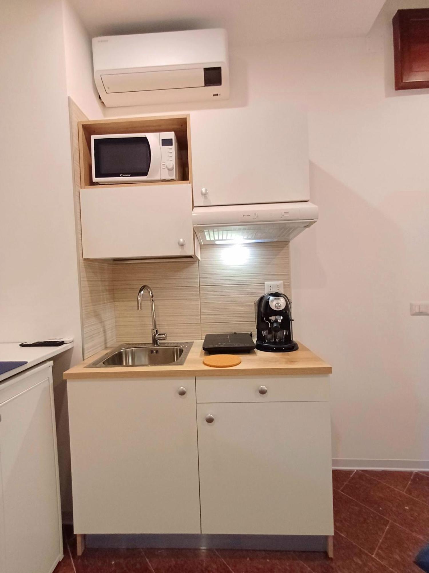 Principe Apartment Неаполь Экстерьер фото